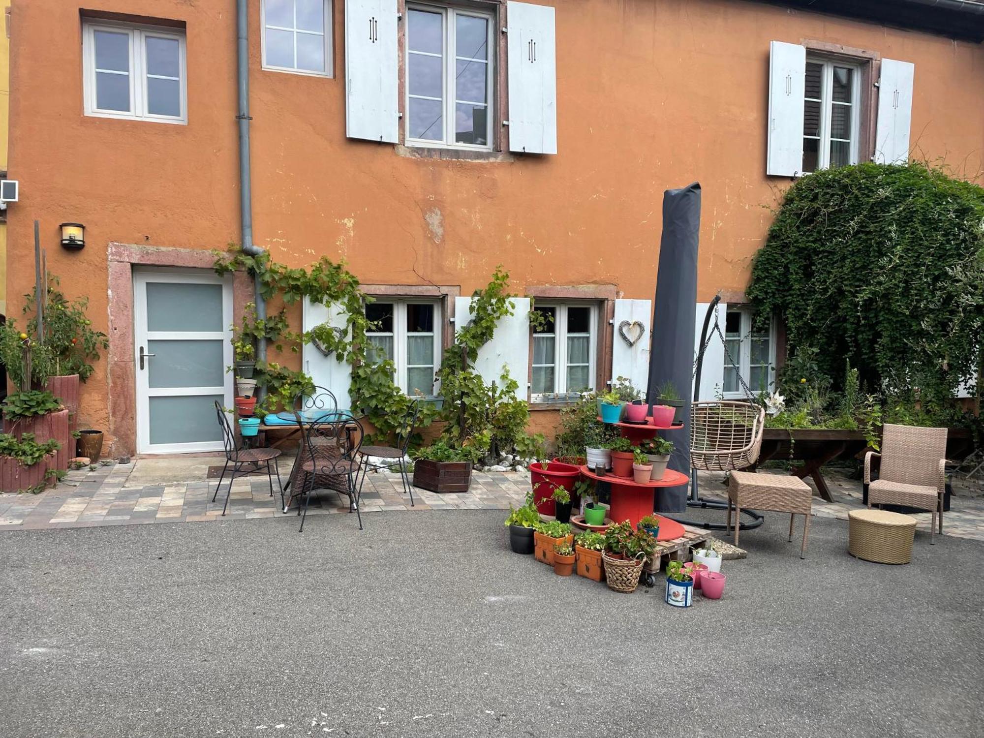 Caveau 1751 Niedermorschwihr Buitenkant foto