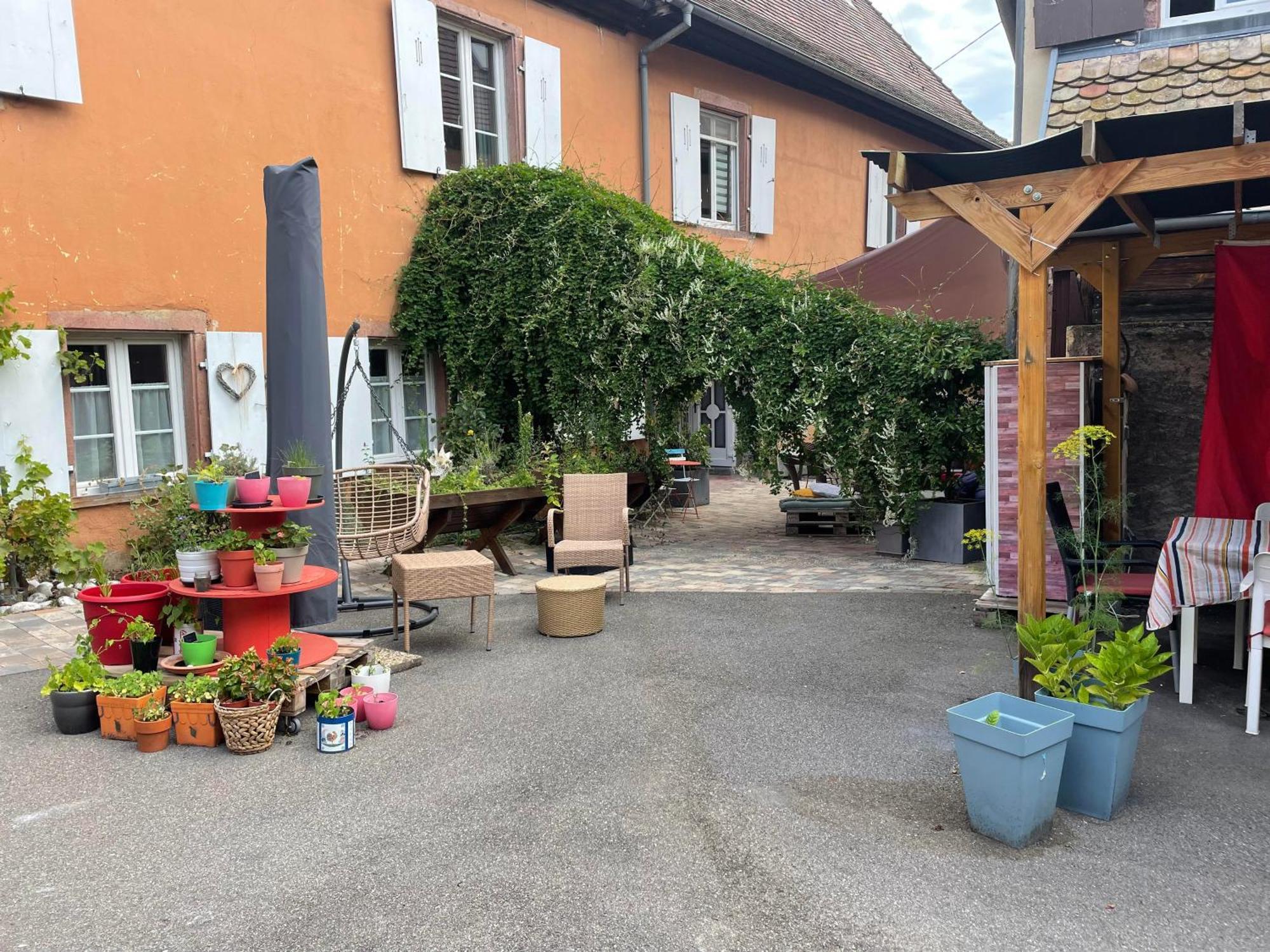 Caveau 1751 Niedermorschwihr Buitenkant foto